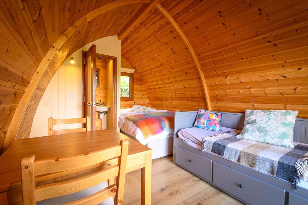 Glamping At Doon Angus Farm Chalet Westport