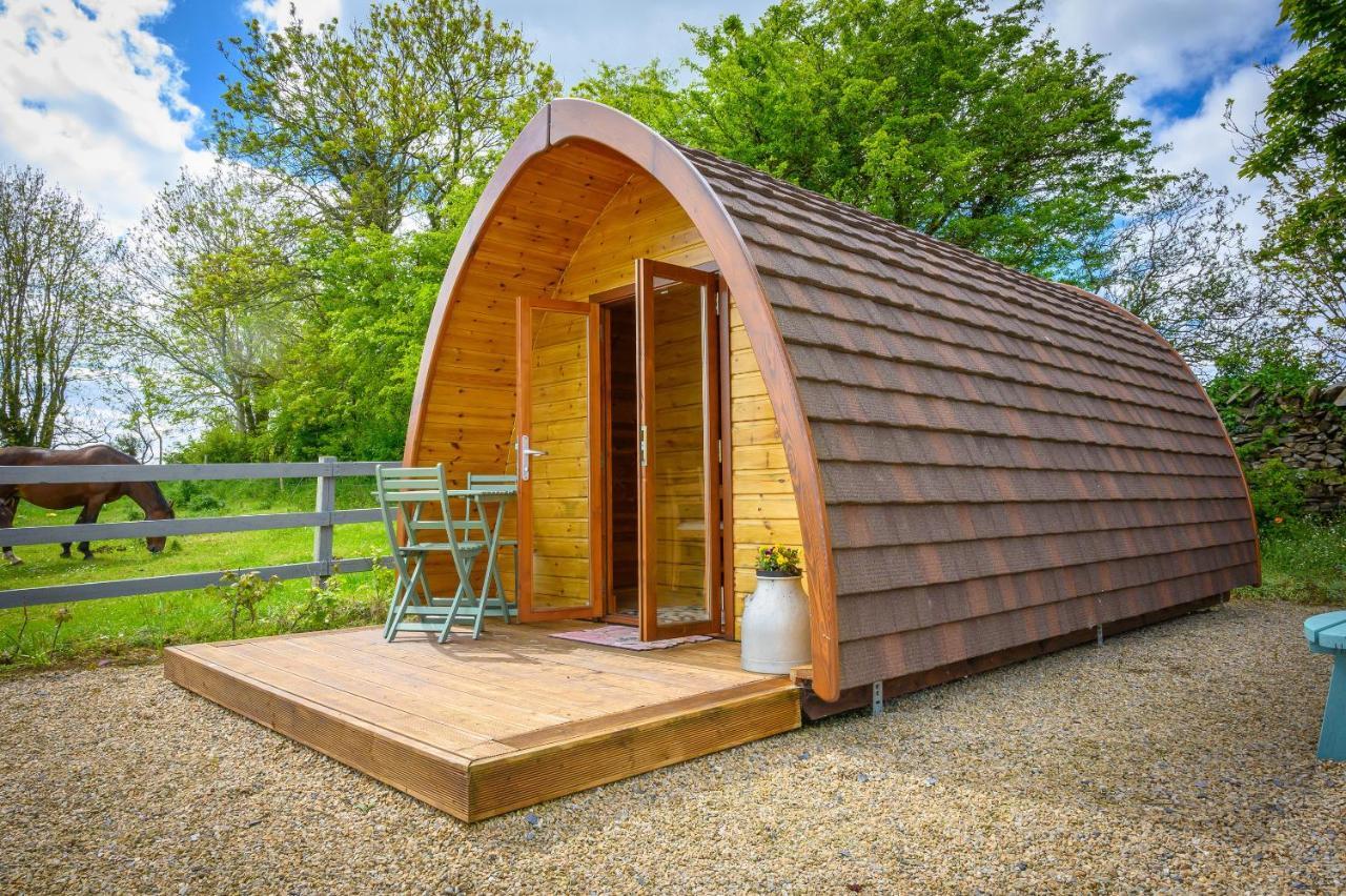 Chalet Glamping At Doon Angus Farm *