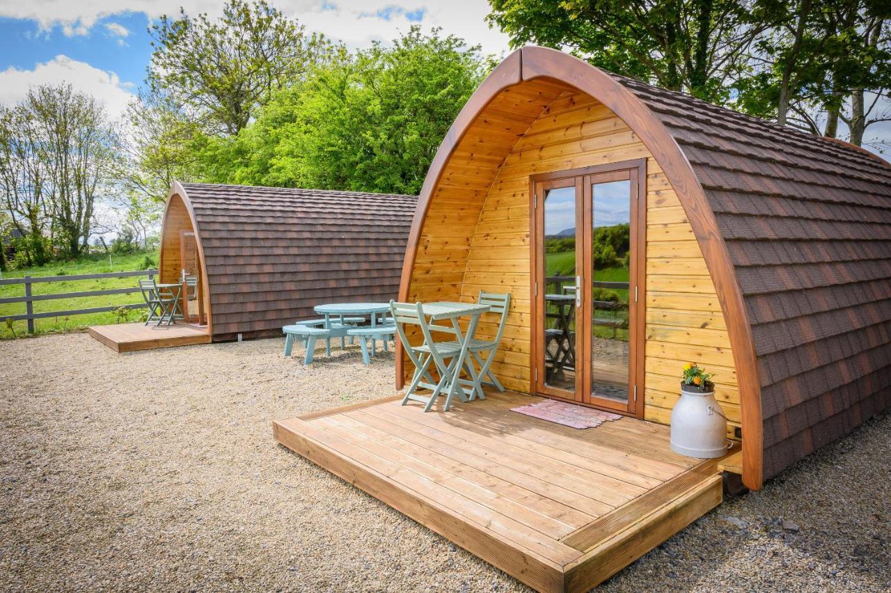 Chalet Glamping At Doon Angus Farm